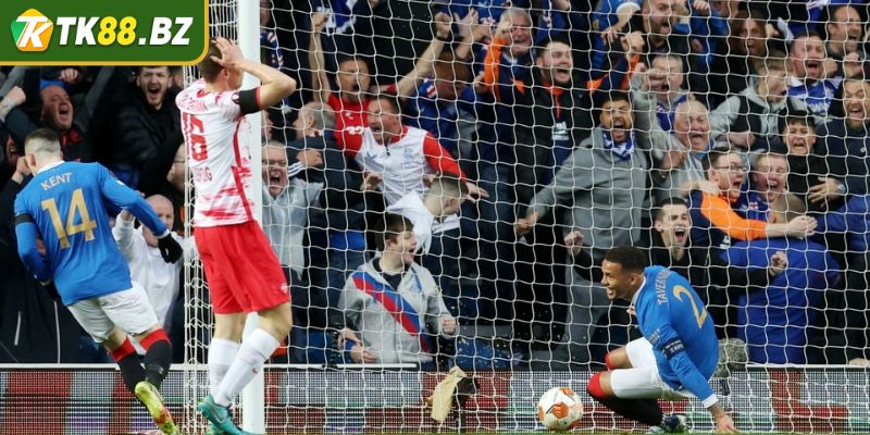 Giải Bóng Đá Europa League Là Gì Và Toàn Cảnh Sự Kiện? 2 Trận chung kết Europa League